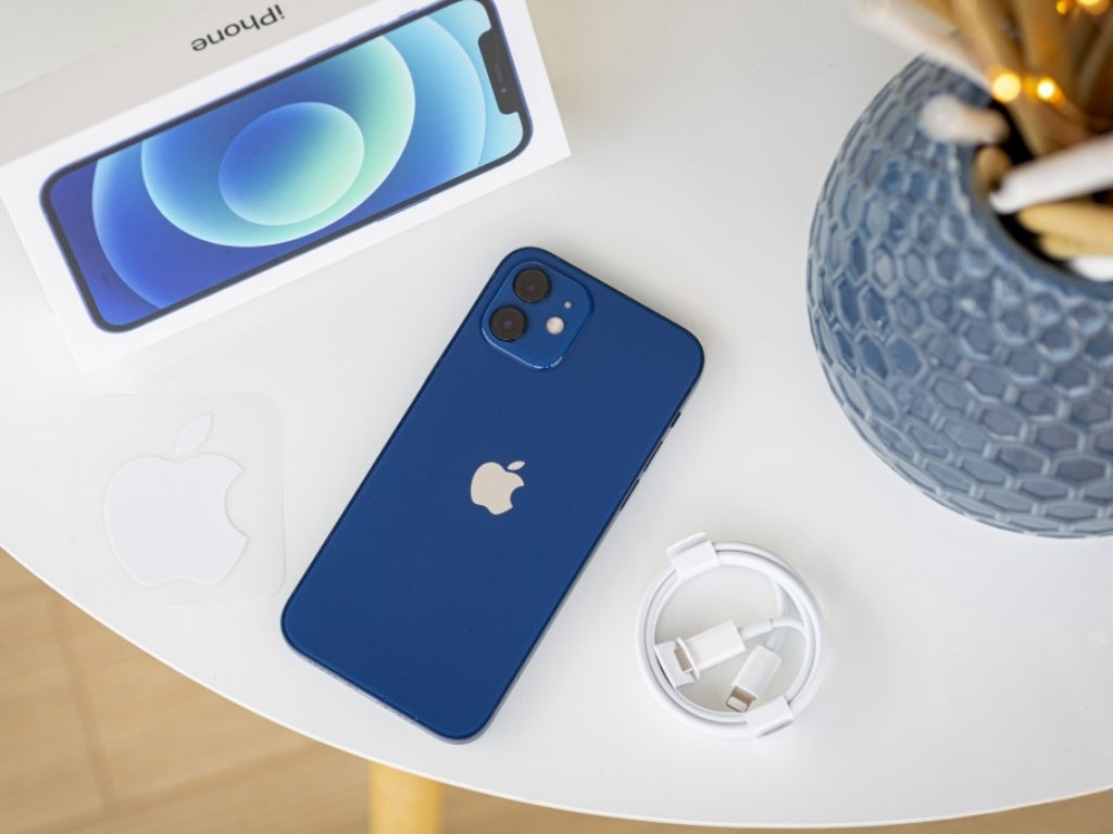 IPHONE 12